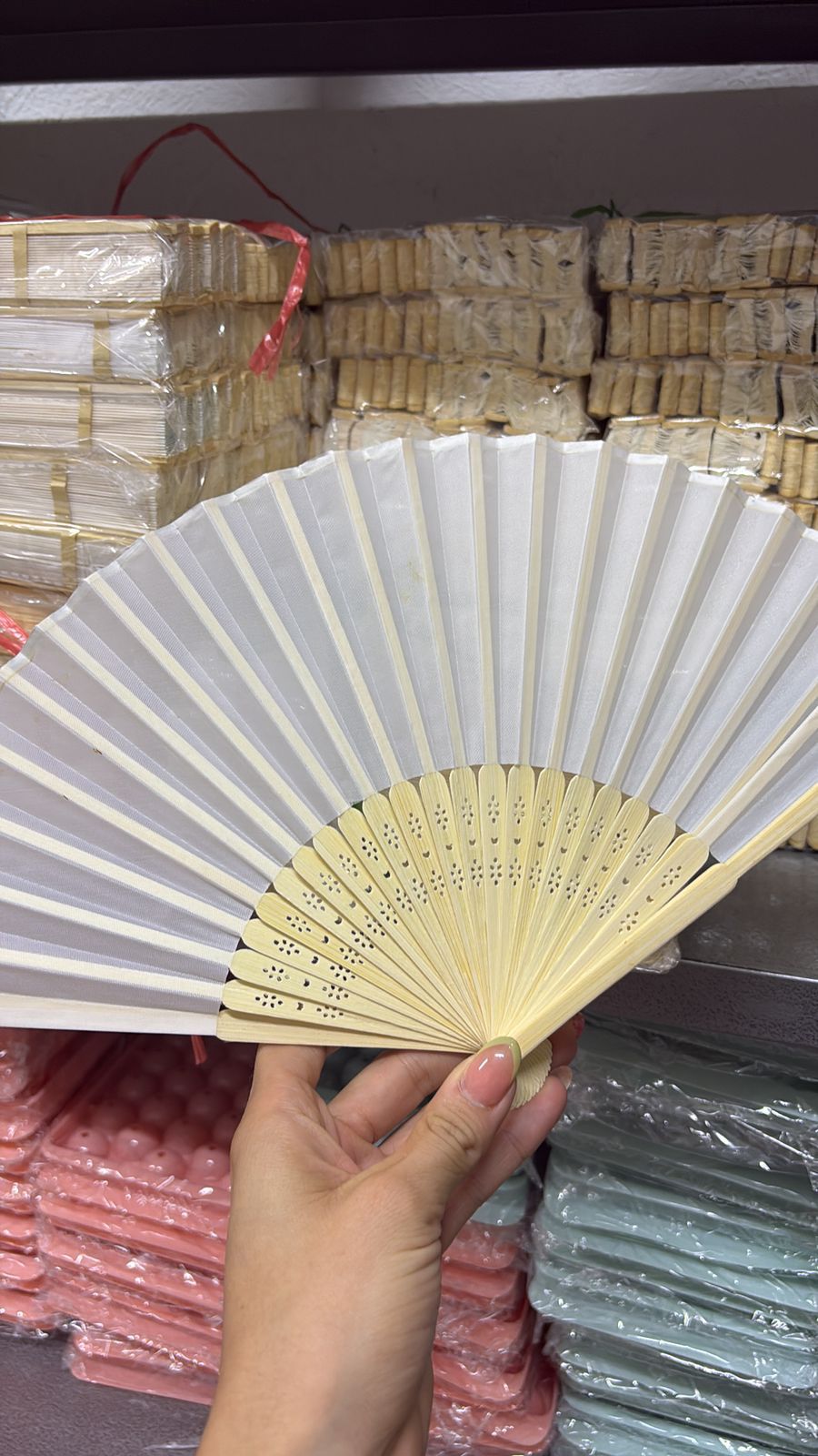 Abanico blanco plastico