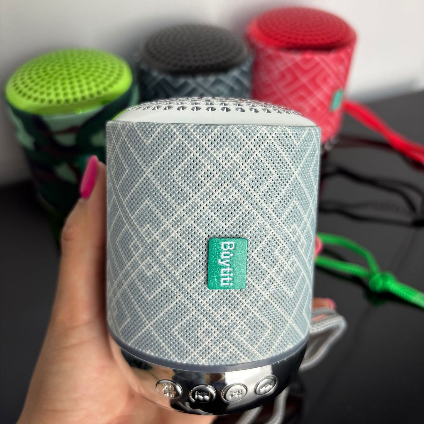Bocina Bluetooth con función TWS y luz led