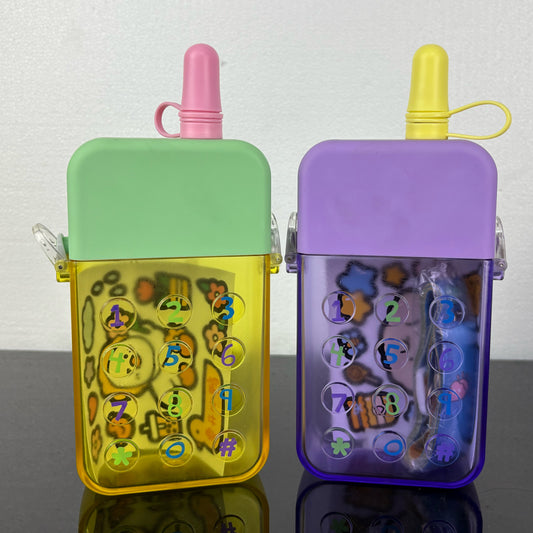 Bote de agua en forma de telefono