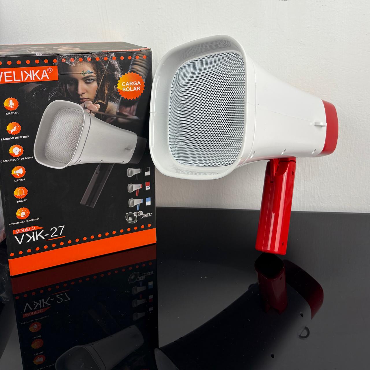 Megafono belikka con bocina