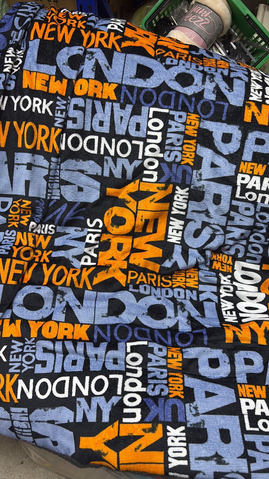 BULTO 6 PCS / Cobertor aborregada con diseños