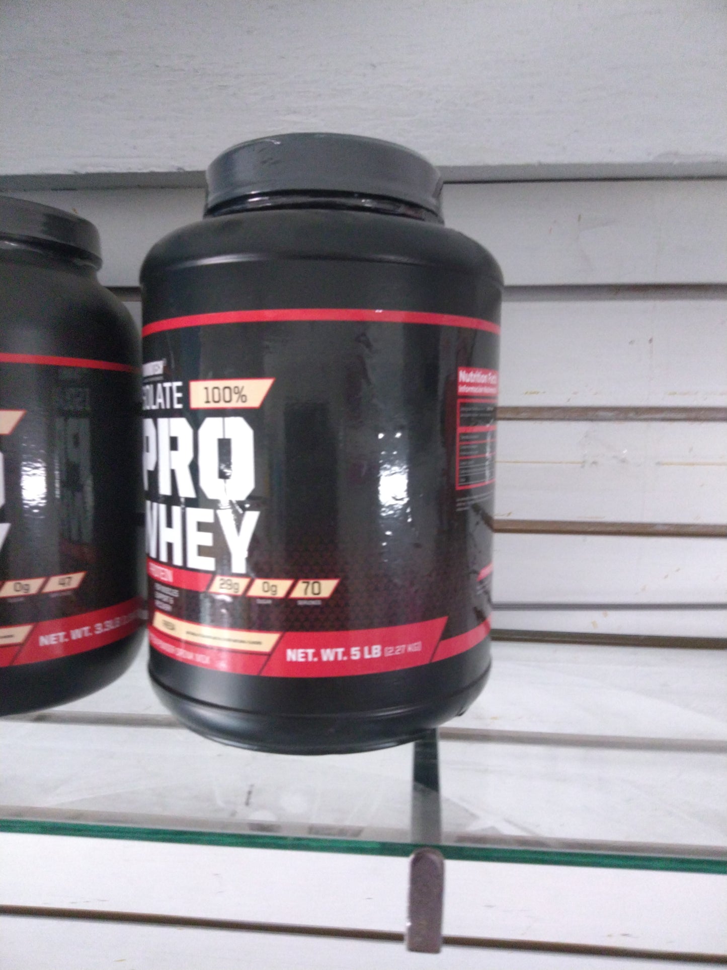Pro whey 5 lbs diferentes sabores.