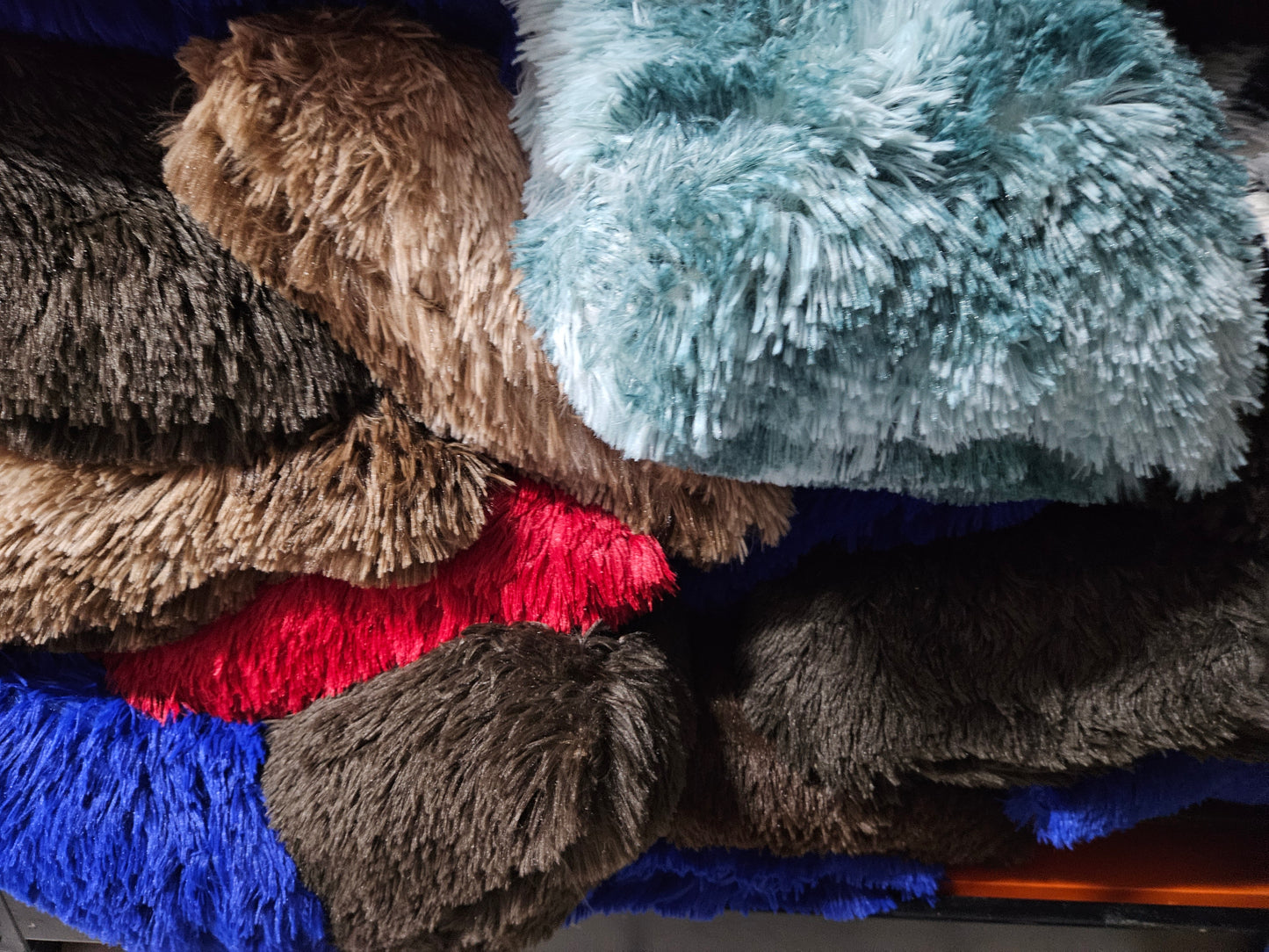 Almohada pelo alto